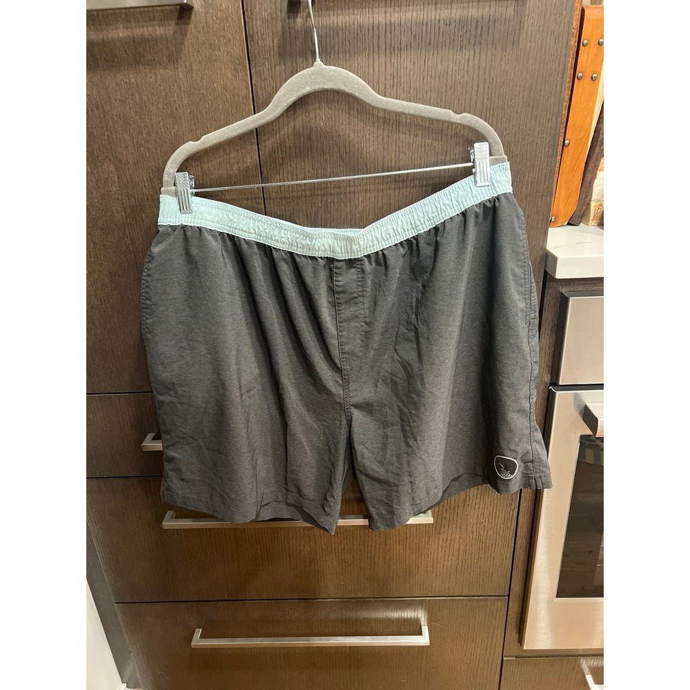 Chubbies Shorts Mens XXL Grey Gym Swim Hybrid Unlined Casual Pockets 5.5" Inseam